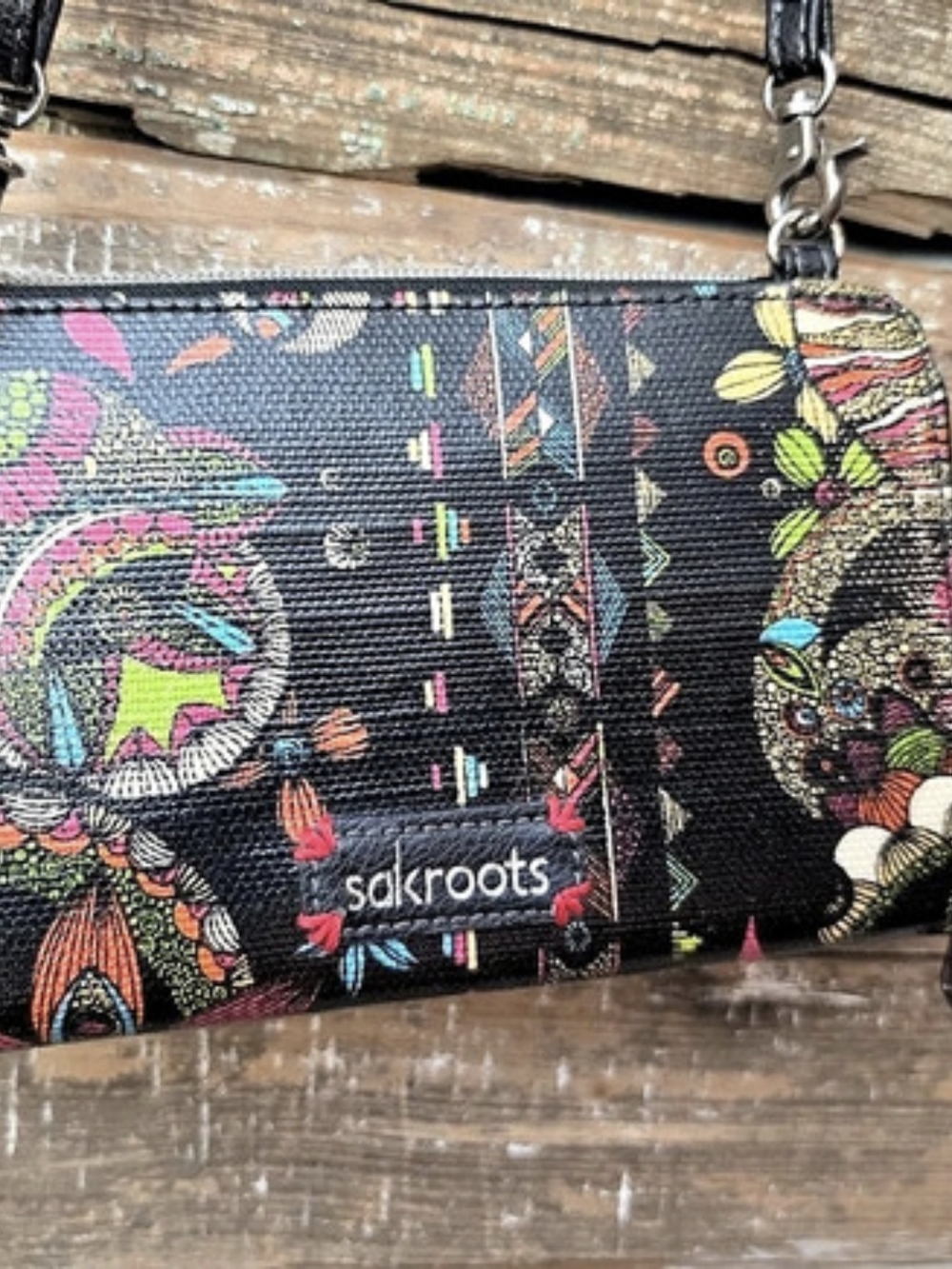 sakroots Artist Circle Large Crossbody Wallet Black & Multicolor